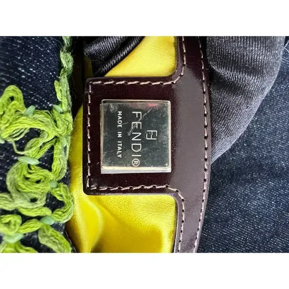 Vintage Fendi raffia raffia embroidered denim baguette - Picture 7 of 8